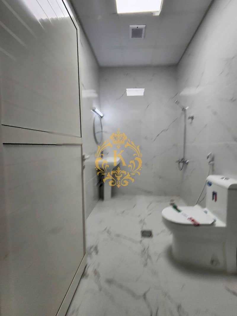 5 582512. jpg