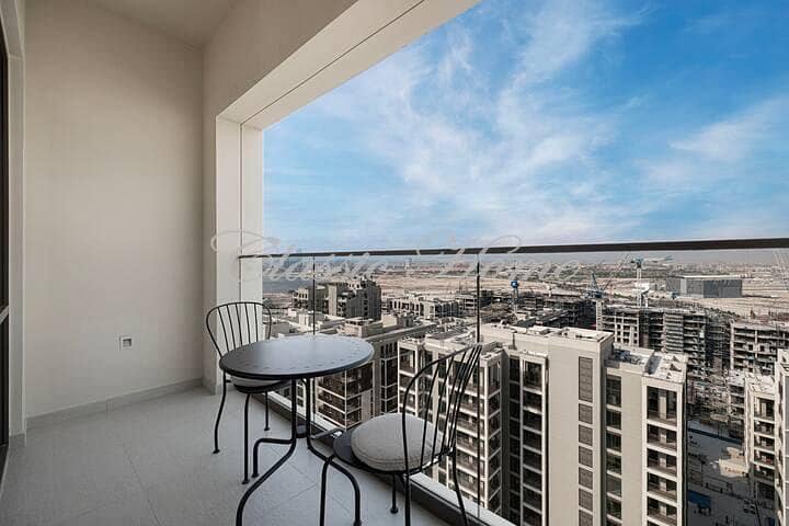 5 Balcony. jpg
