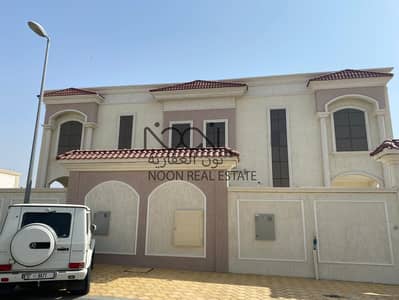 5 Camere Villa in vendita a Al Riqaibah, Sharjah - WhatsApp Image 2026-09-24 at 3.03. 43 AM (3). jpeg 5 Camere Villa in vendita a Al Riqaibah, Sharjah - WhatsApp Image 2026-09-24 at 3.03. 43 AM (3). jpeg