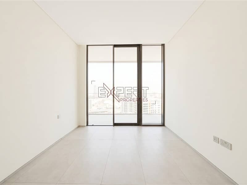 8 Image 8