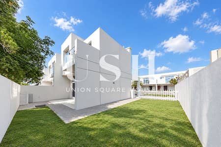 4 Camere Townhouse in vendita a DAMAC Hills 2 (Akoya by DAMAC), Dubai - AVENCIA VILLA 96-33. jpg 4 Camere Townhouse in vendita a DAMAC Hills 2 (Akoya by DAMAC), Dubai - AVENCIA VILLA 96-33. jpg