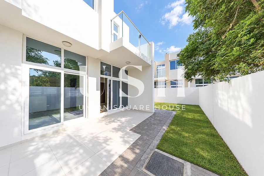 10 AVENCIA VILLA 96-3. jpg