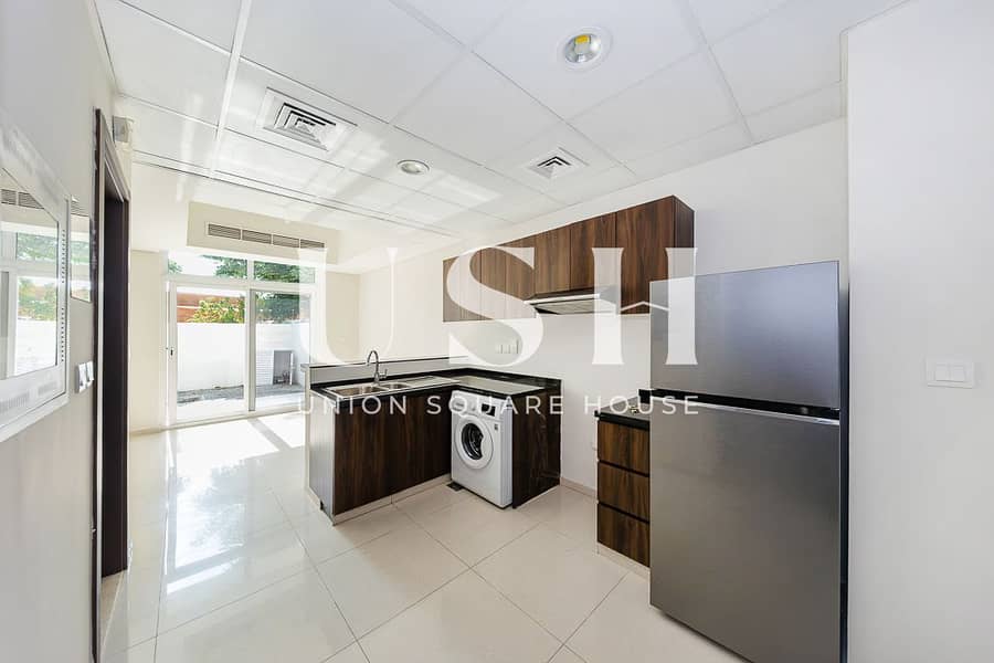 17 AVENCIA VILLA 96-12. jpg