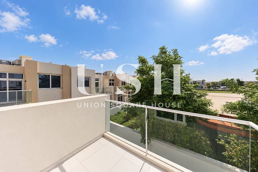 34 AVENCIA VILLA 96-30. jpg