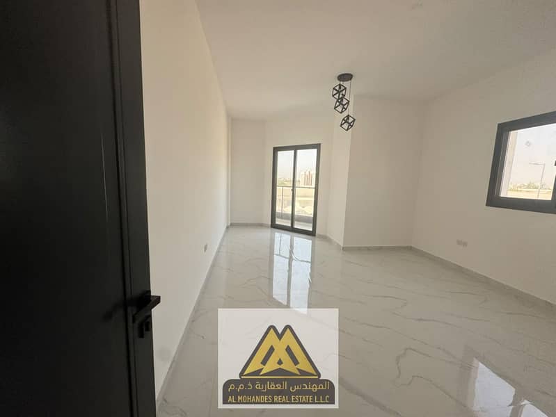 2 WhatsApp Image 2026-10-10 at 09.17. 13 (1). jpeg