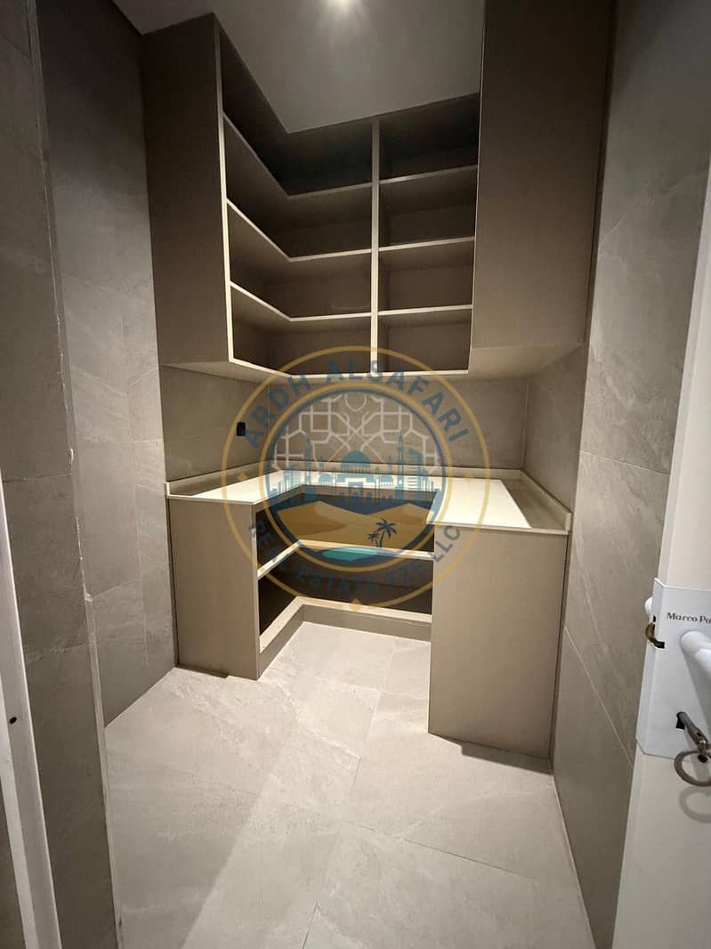 14 4e4fa517-0c25-447a-a11b-9237faadd489. jpeg