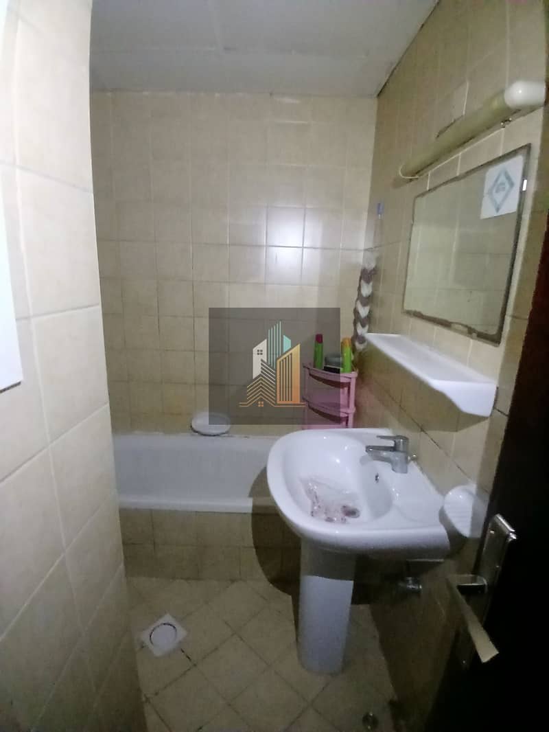 3 97659. jpg