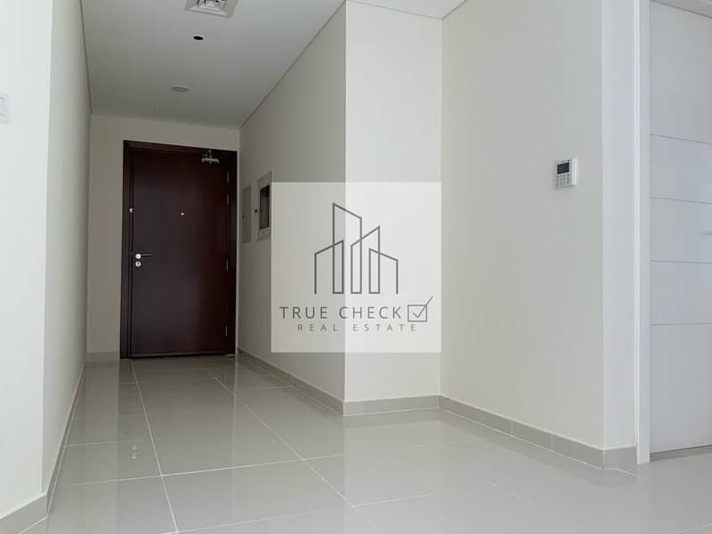 5 9dcc169c-861f-441a-8da0-9549ebcae375. jpg