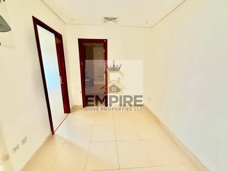 8 e2a8edc1-93ba-43fb-9ae9-0ab3d882efab. jpg