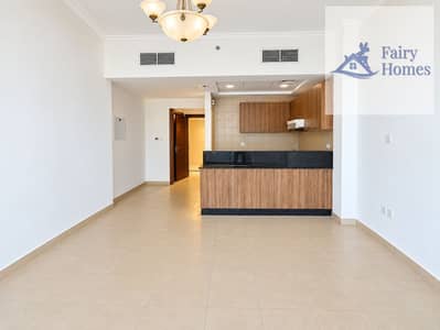Estudio para en Alquiler en Downtown Dubai, Dubai - Bright Minimalist Apartment Interior. png
