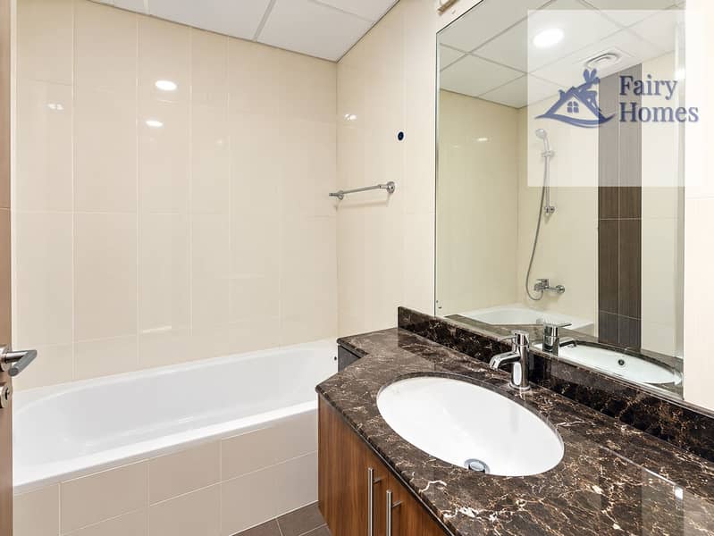 8 Modern Neutral Bathroom Interior. png