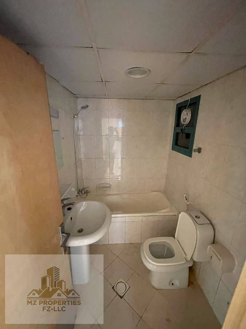 7 bba2548a-648a-4423-8c04-5d75e32d0c9b. jpg