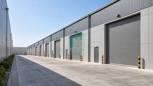 Warehouse in affitto a Dubai Investments Park (DIP), Dubai - Industrial warehouse lane with roller shutters-6. png