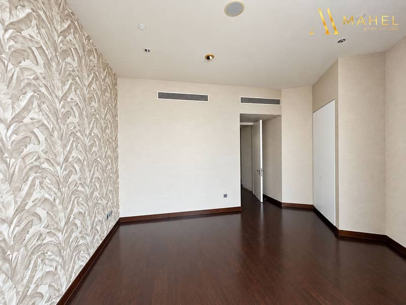 15 Polished Empty Room Property Photograph-5. png