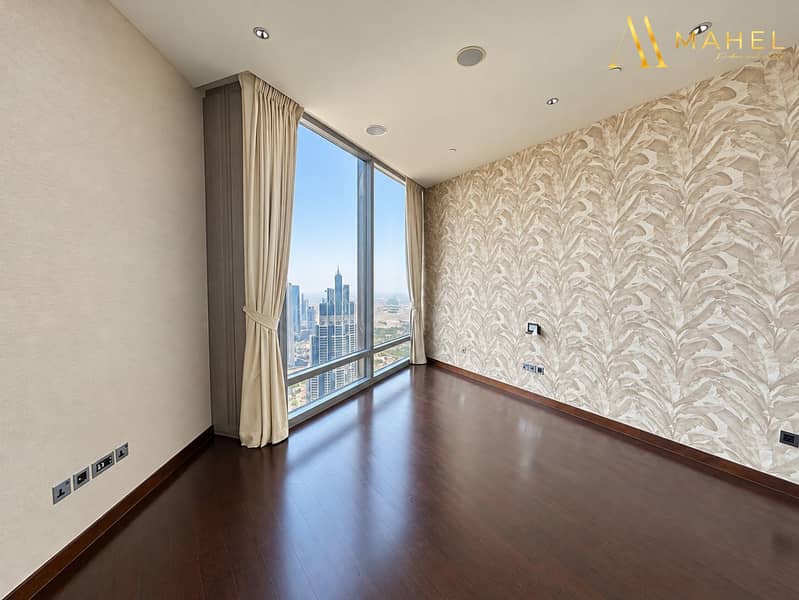 18 Refined Empty Interior with Skyline View-2. png