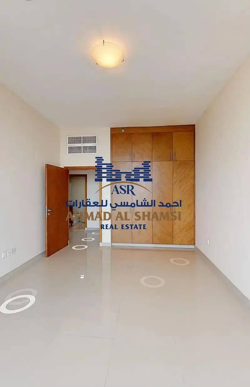 4 IMG_1920. webp