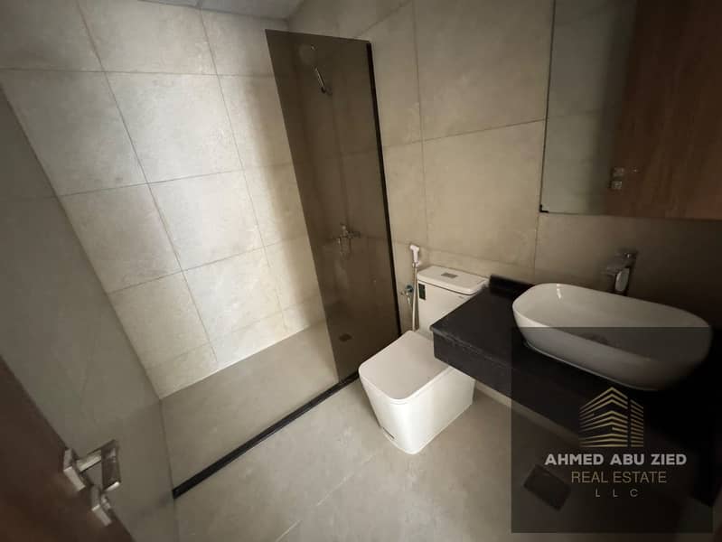 14 WhatsApp Image 2026-10-06 at 12.32. 48 PM (1). jpeg