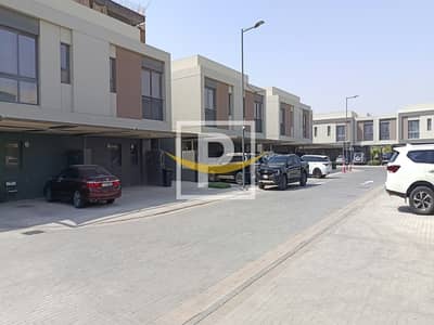 4 habitaciones Townhouse para en Alquiler en Dubai South, Dubai - Casa adosada en Dubai South, 4 dormitorios, 159999 AED - 16780929 4 habitaciones Townhouse para en Alquiler en Dubai South, Dubai - Casa adosada en Dubai South, 4 dormitorios, 159999 AED - 16780929