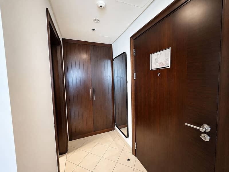 13 Luxury one bedroom apartment in Golf Towers Dubai featuring