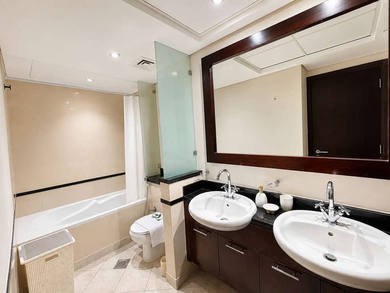20 Luxury one bedroom apartment in Golf Towers Dubai featuring