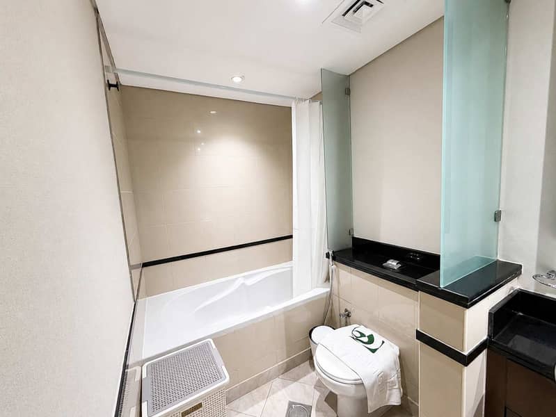 21 Luxury one bedroom apartment in Golf Towers Dubai featuring