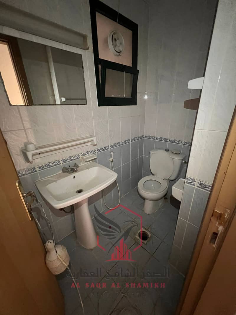 16 d5c80f1e-11ce-4c00-94cd-3dcdd64bf320. jpg