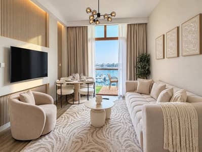 استوديو  للايجار في نخلة جميرا، دبي - Stunning Sea View Apartment with Pool and Gym in Dubai