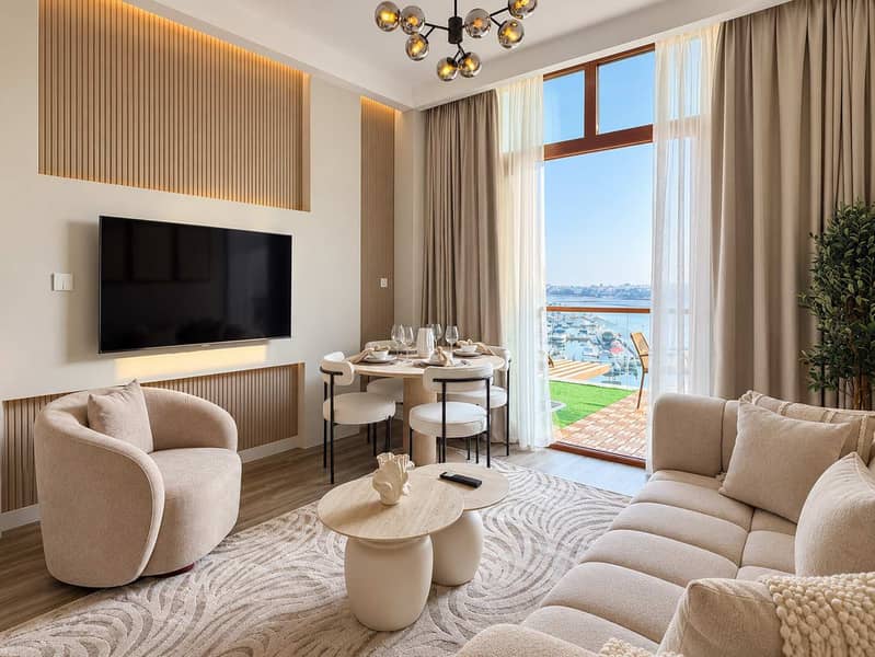 2 Stunning Sea View Apartment with Pool and Gym in Dubai