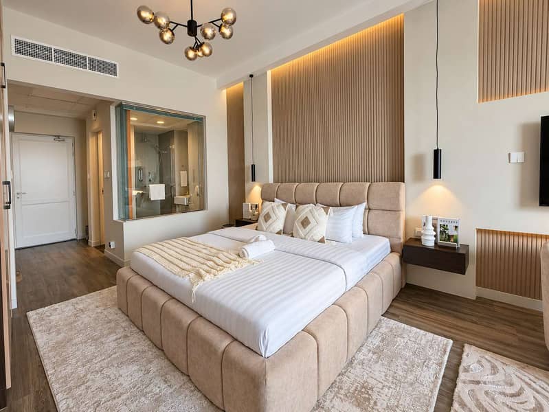 9 Stunning Sea View Apartment with Pool and Gym in Dubai