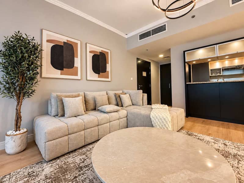 3 Luxury 1 Bedroom Apartment with Pool and Gym in Dubai Marina