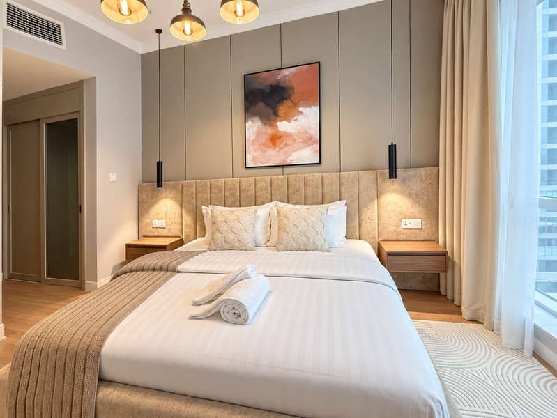 21 Luxury 1 Bedroom Apartment with Pool and Gym in Dubai Marina