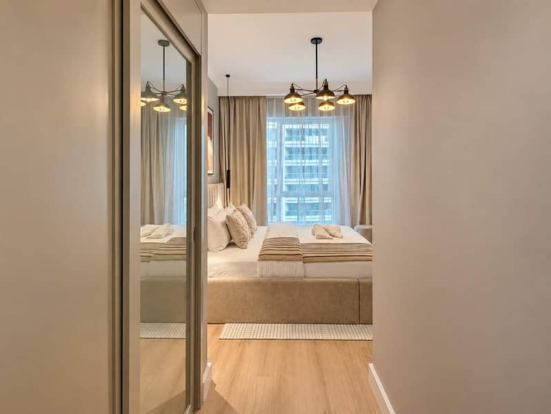 22 Luxury 1 Bedroom Apartment with Pool and Gym in Dubai Marina