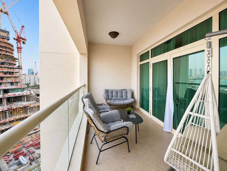 28 Refurbished 1 Bed with Sea view and RIVA Access