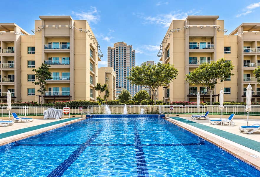 22 Modern one bedroom apartment in The Greens with pool and gym