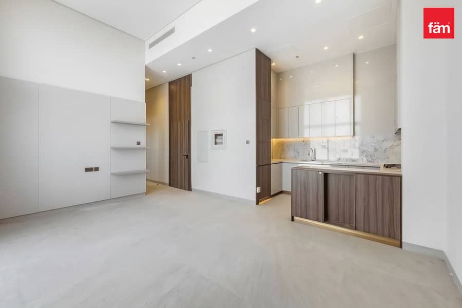 Brand New | Spacious | Vacant | Penthouse Brand New | Spacious | Vacant | Penthouse
