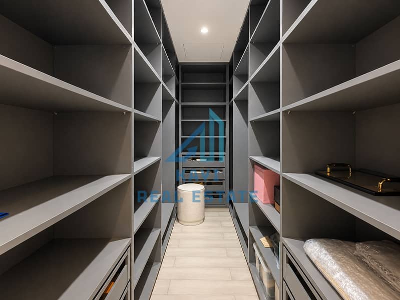 30 AC0484C4-E82E-43F5-84A1-D371E63AED8A. png