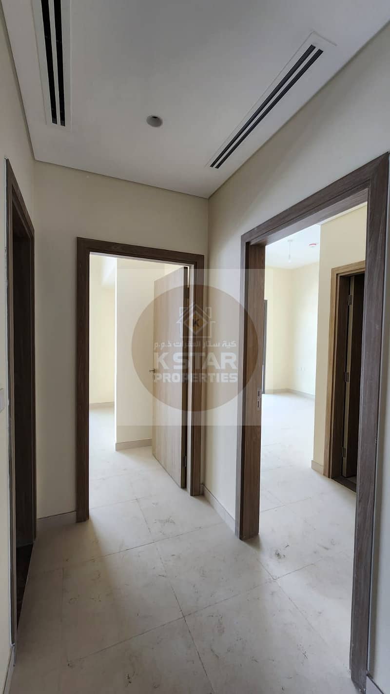 3 0b588edc-9a2e-466c-bd15-fb239d235c5b. jpg
