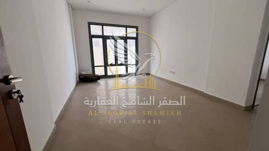 Appartement de 1 chambre à à louer à Al Qulayaah, Sharjah - shqh-for-rent-1-bedroom-alqlyah-alsharqa-property-01. jpg Appartement de 1 chambre à à louer à Al Qulayaah, Sharjah - shqh-for-rent-1-bedroom-alqlyah-alsharqa-property-01. jpg
