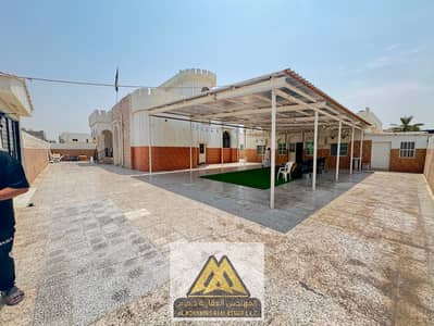 8 Camere Villa in vendita a Al Rawda, Ajman - 671e4cb1-d945-4c08-80f6-92866e476c2d. jpg 8 Camere Villa in vendita a Al Rawda, Ajman - 671e4cb1-d945-4c08-80f6-92866e476c2d. jpg