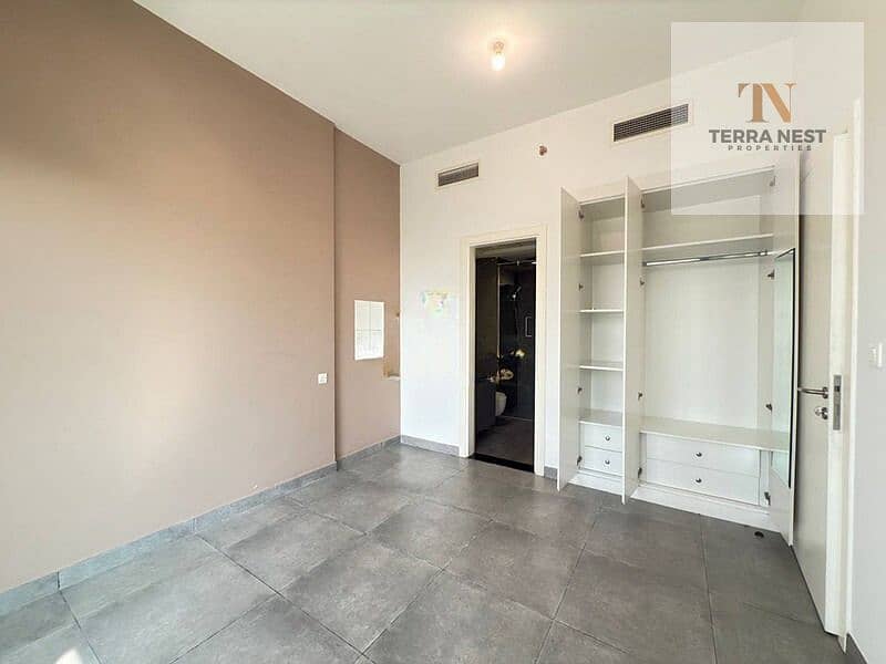 4 WhatsApp Image 2026-09-21 at 7.39. 31 PM. jpeg