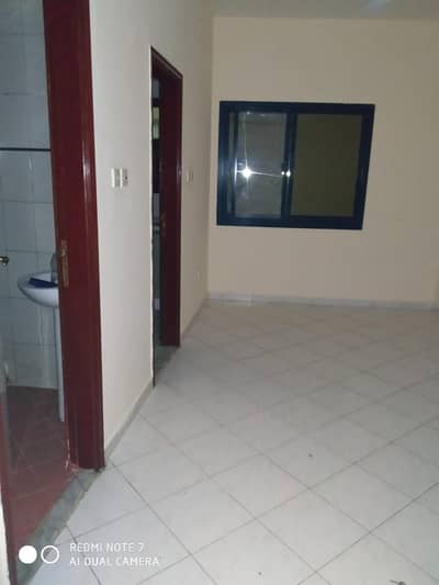 Monolocale in affitto a Deira, Dubai - IMG-20190710-WA0061. jpg Monolocale in affitto a Deira, Dubai - IMG-20190710-WA0061. jpg