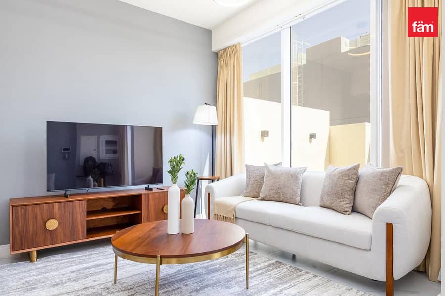 Prime location | Ready to move Unit | Mid unit Prime location | Ready to move Unit | Mid unit