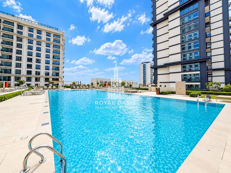 15 Luxury Apartment Pool Terrace. png