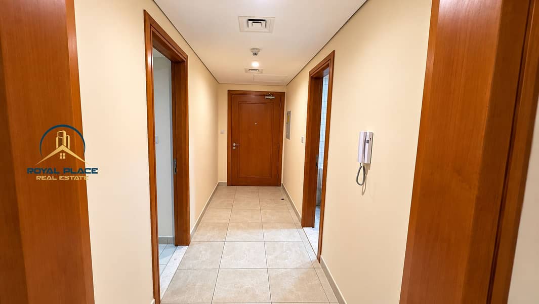 5 Warm Wood Doorway Hallway. png