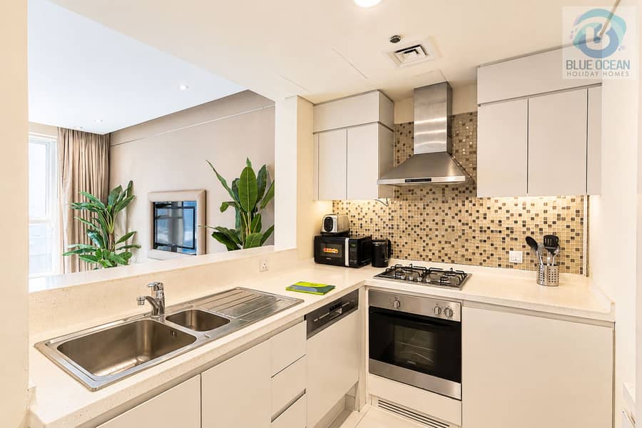 4 07 KITCHEN. jpg