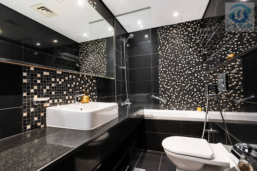 5 06 BATH ROOM. jpg