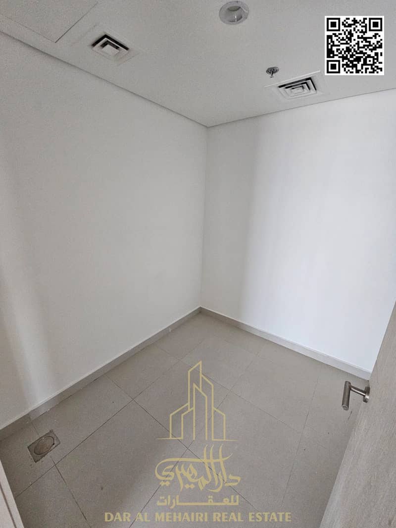21 WhatsApp Image 2026-09-25 at 10.38. 36 AM (5)-watermarked. jpg