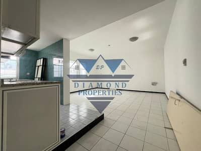 Estudio para en Alquiler en Abu Shagara, Sharjah - c424aa73-3bc9-4e40-9a8d-dbb65fddabd2. jpeg Estudio para en Alquiler en Abu Shagara, Sharjah - c424aa73-3bc9-4e40-9a8d-dbb65fddabd2. jpeg