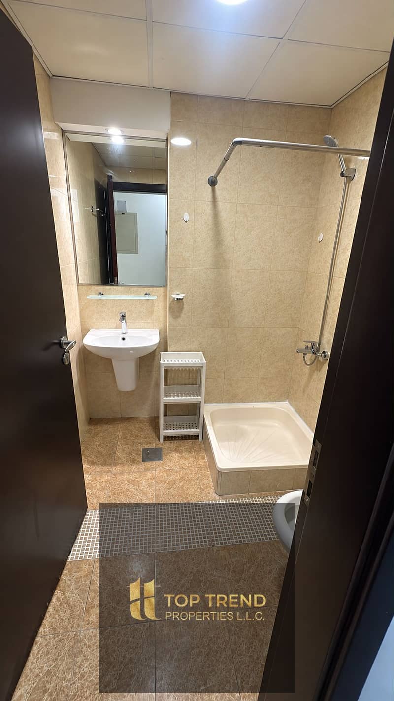 9 Modern Beige Bathroom Interior. png