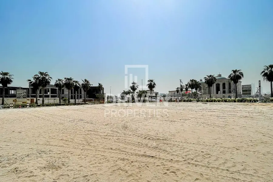 Rare Corner Plot | Prime Location | Freehold Land